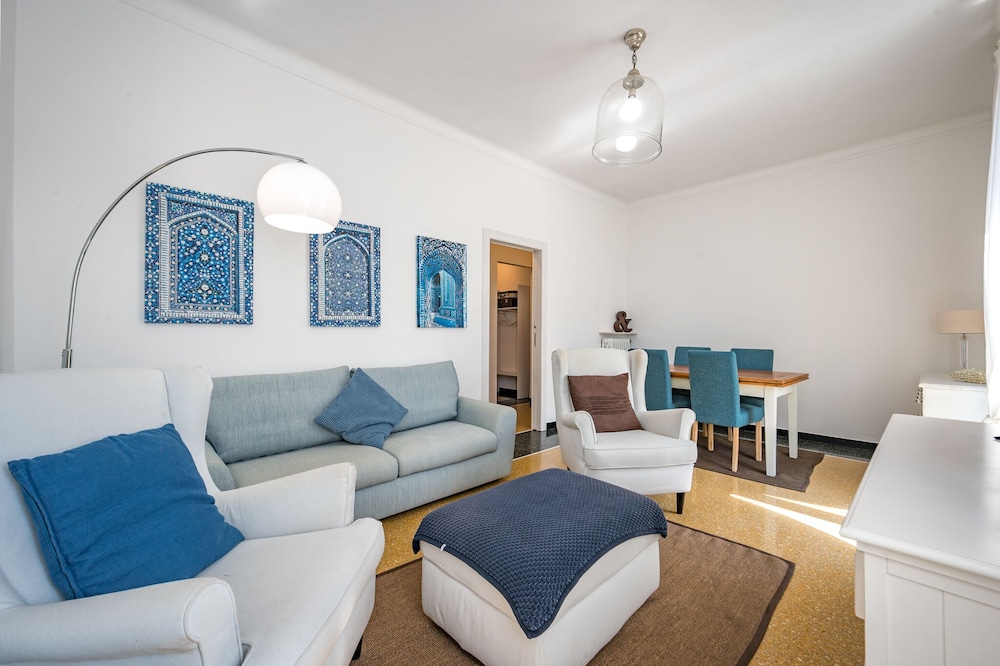 Comfort Apartment photo 1