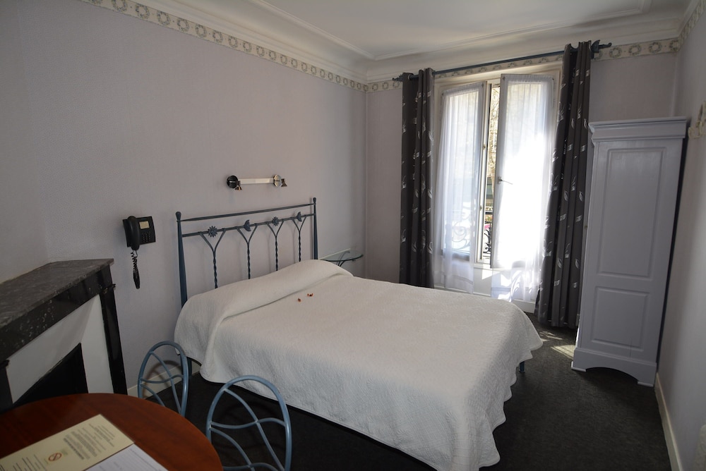 Double Room with Private Shower and WC