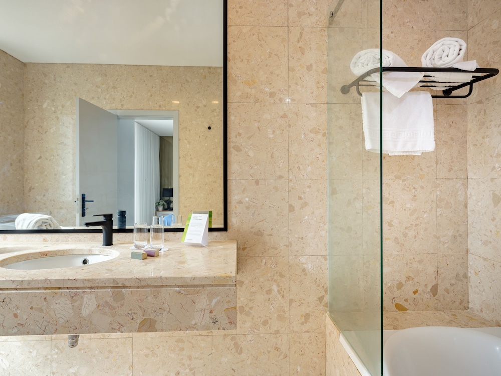 Deluxe Double or Twin Room photo 3