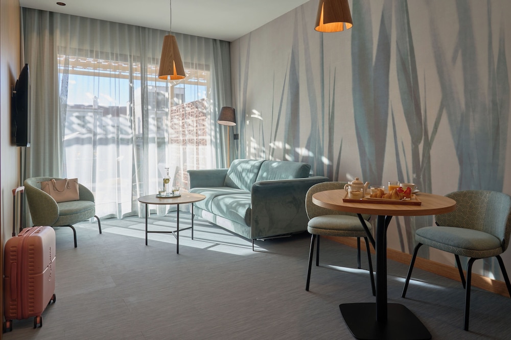 Junior Suite con Jacuzzi y Terraza con vista Piscina - Photo 18