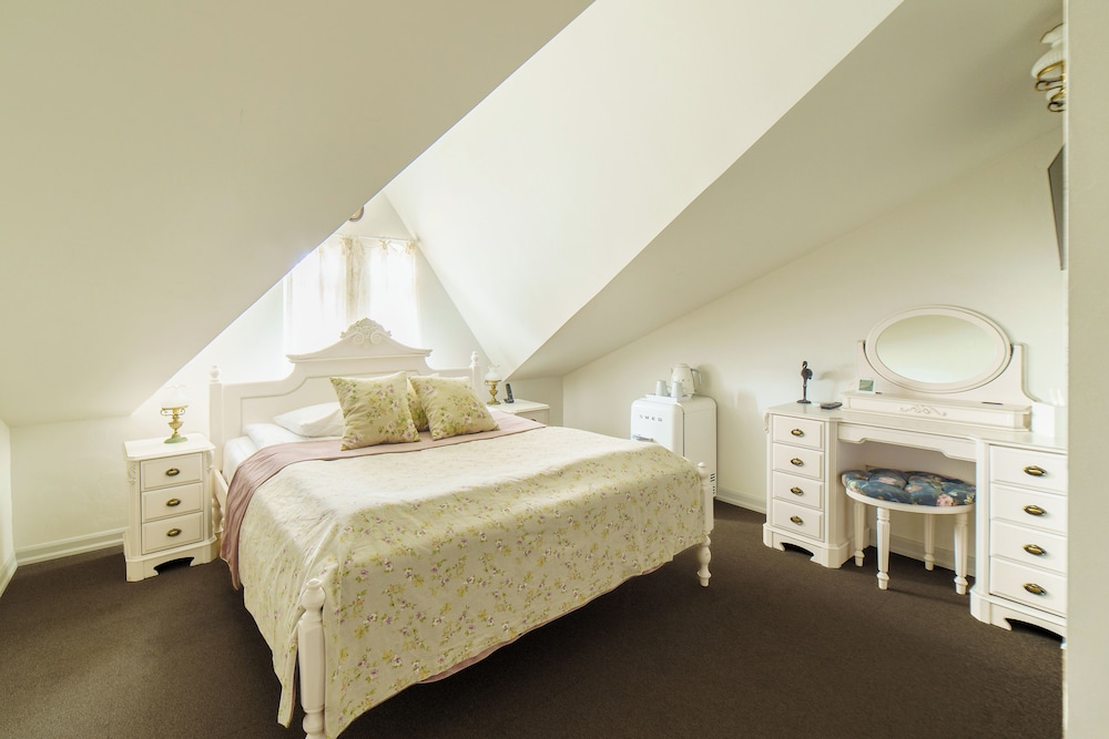 Standard Loft