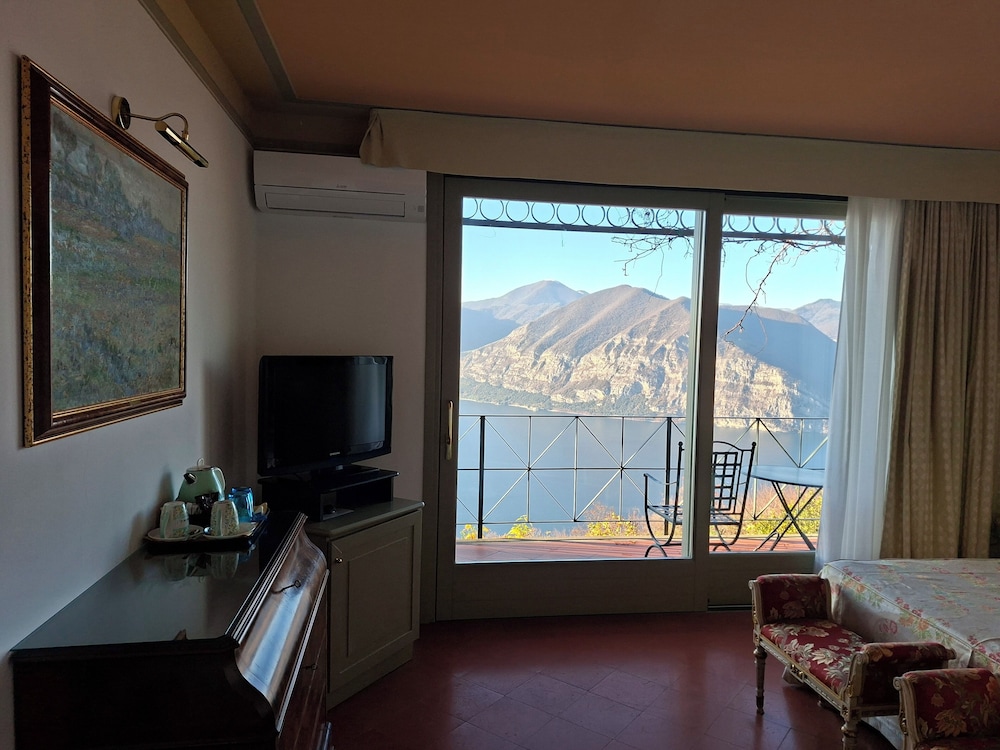 Double Room, Lake View photo 3
