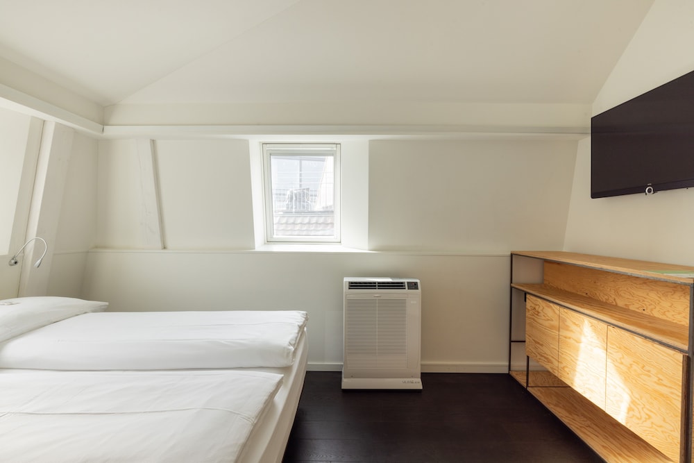 Double Room (Plus) - Photo 5