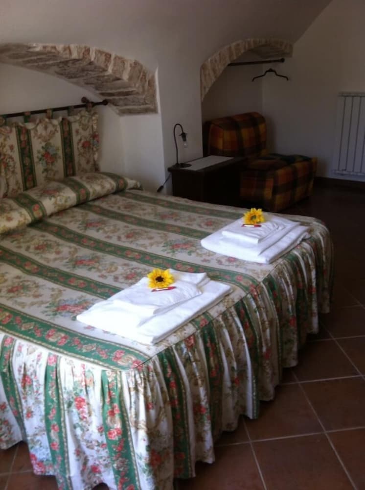 Double or Twin Room photo 3