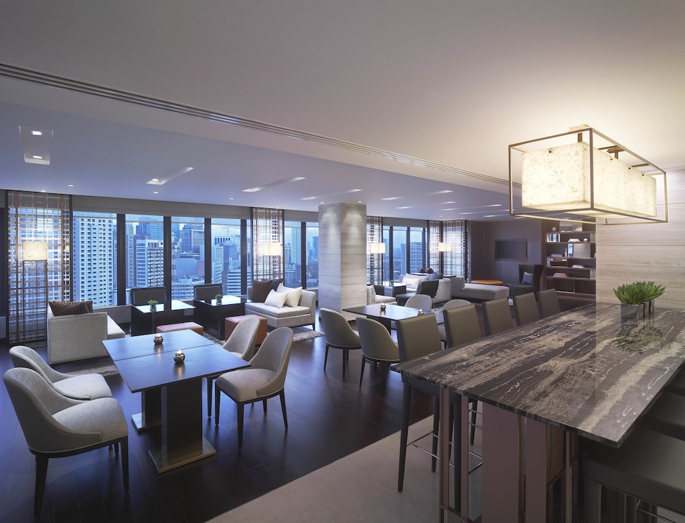 Deluxe Room, 1 King Bed (Residence Club) - Photo 2
