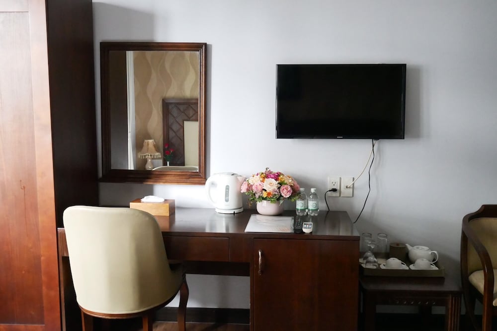 Luxury Double Room (with TOTO washlet toilet) photo 3