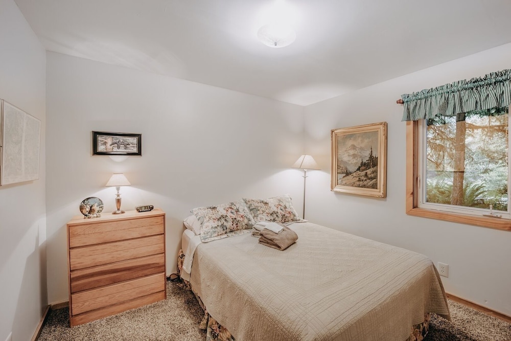 Cabin, 3 Bedrooms photo 1