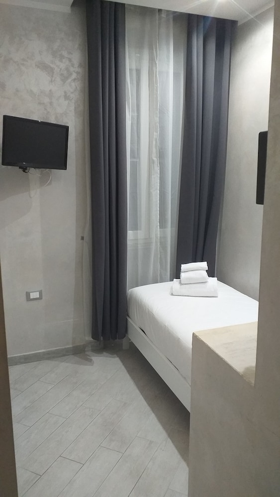 Suite, 2 Bedrooms photo 3