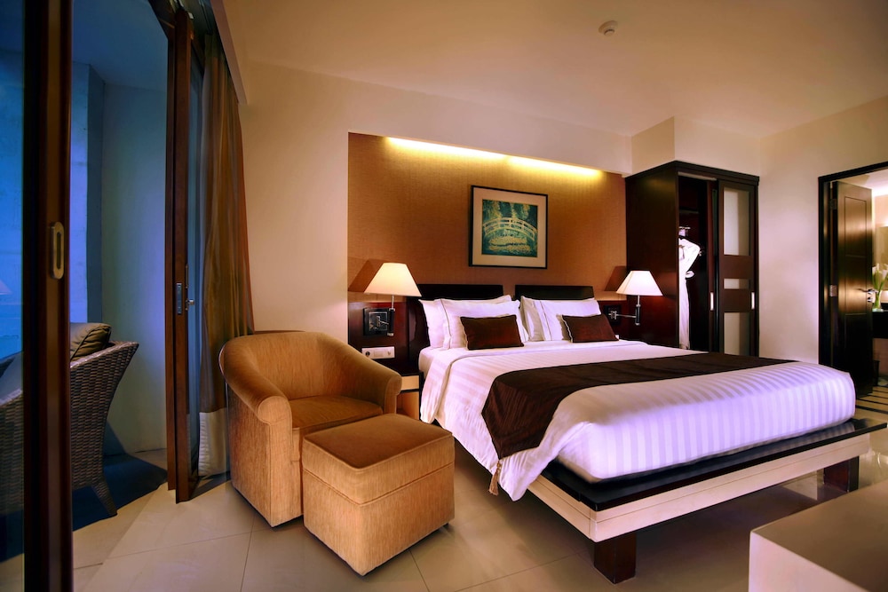 Aston Suite - Photo 5