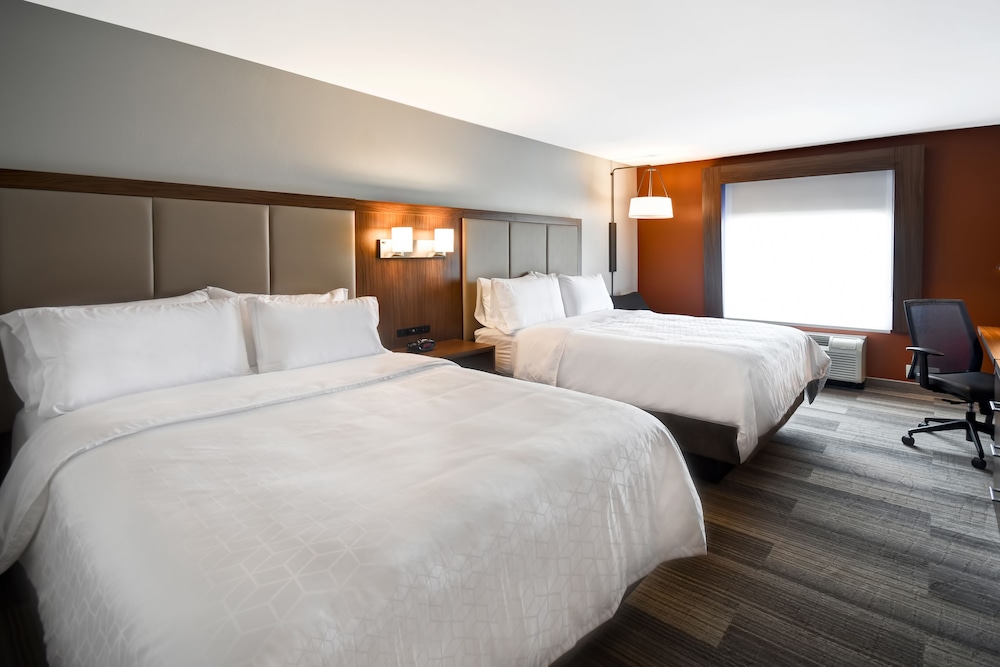 Room, 2 Queen Beds, Accessible (Communications) - Photo 1