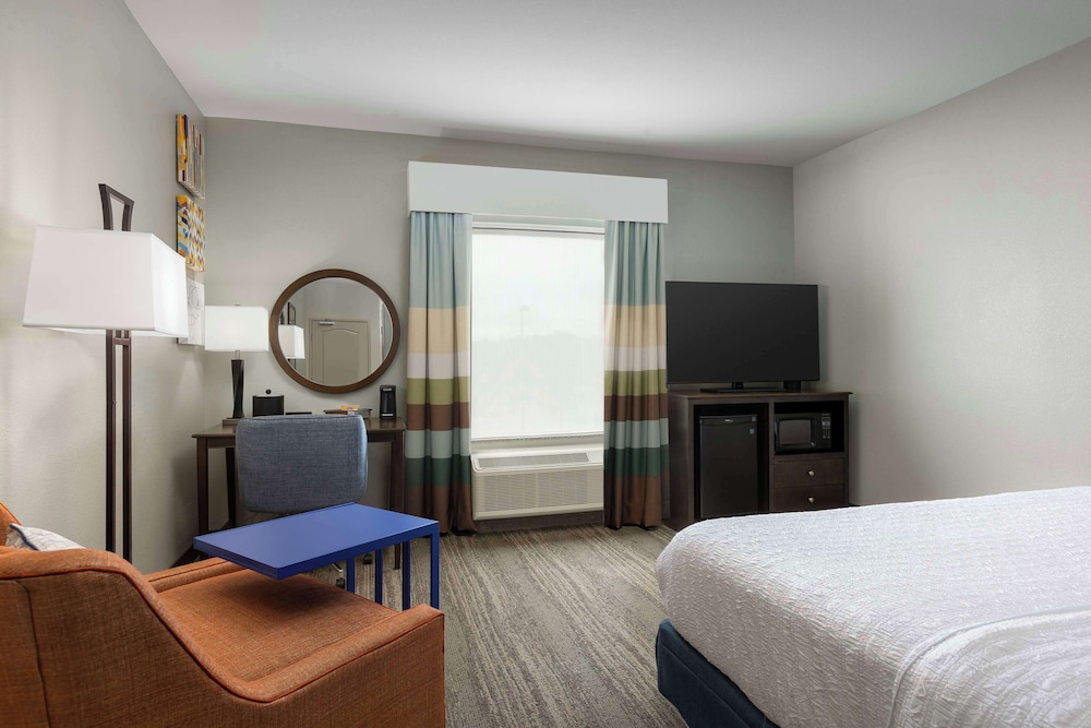 Room, 1 King Bed, Accessible, Non Smoking photo 3