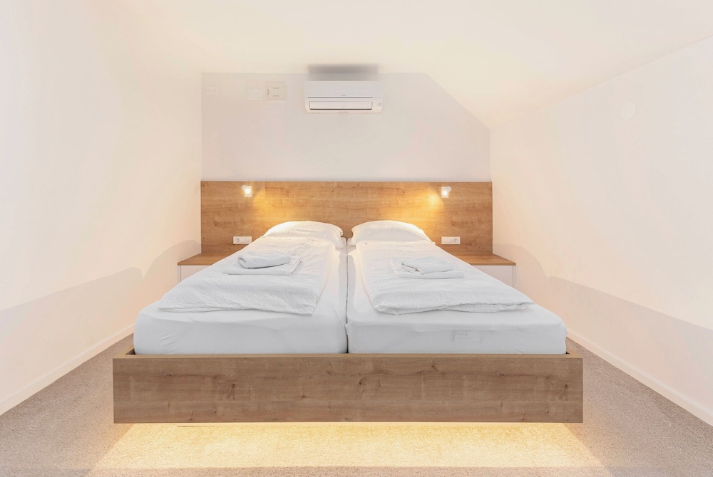 Quadruple Room, Balcony