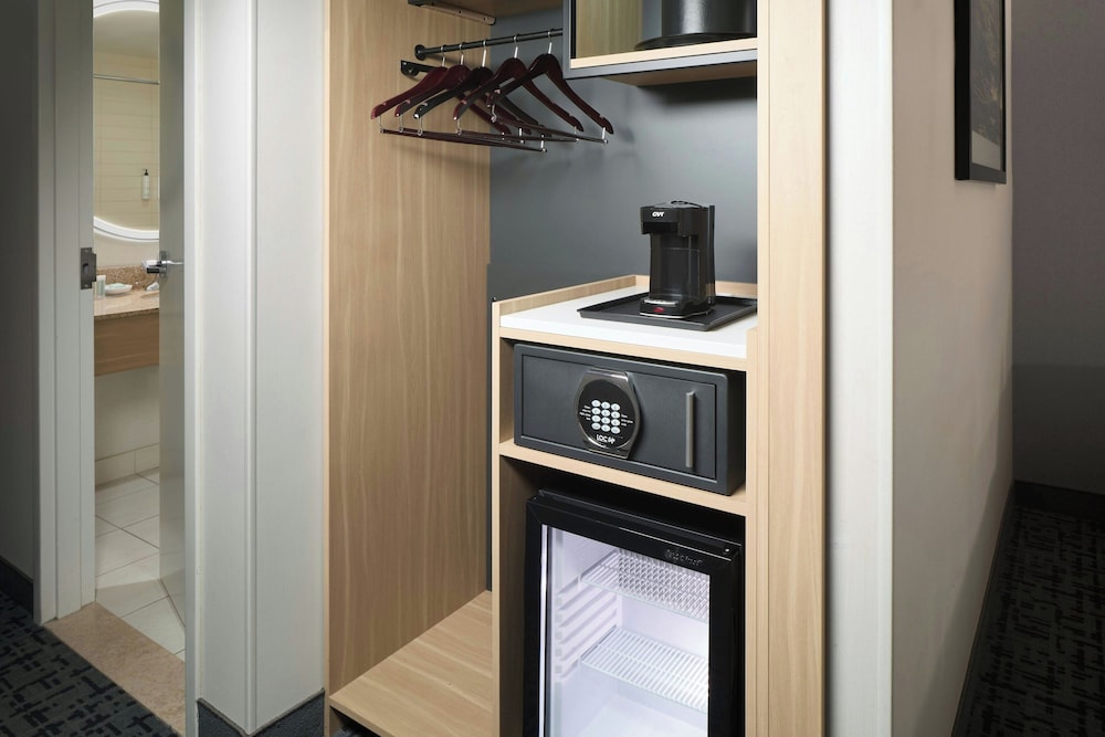 Suite, 1 Bedroom photo 1