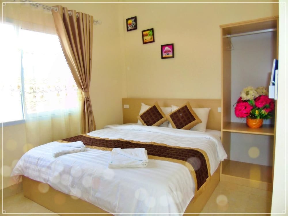 Deluxe Double Room, 1 Queen Bed photo 1