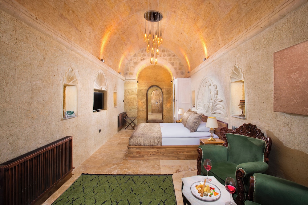 Premium Room, Terrace, City View - Photo 5