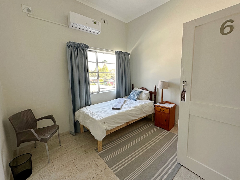 Standard Single Room photo 3