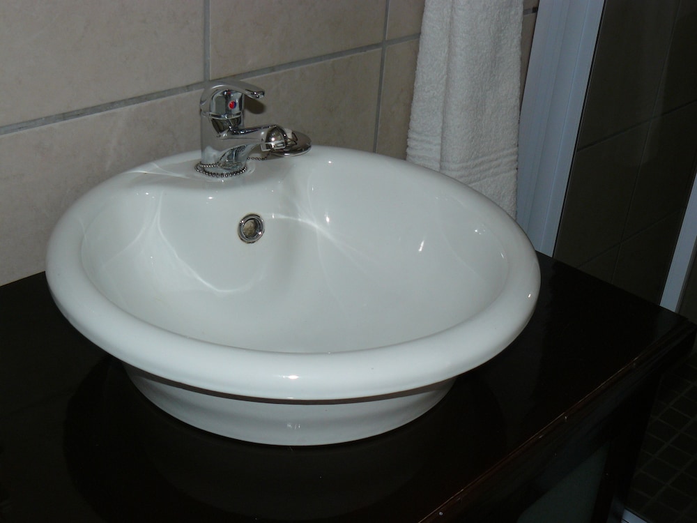 ROOM 4 Luxury photo 2