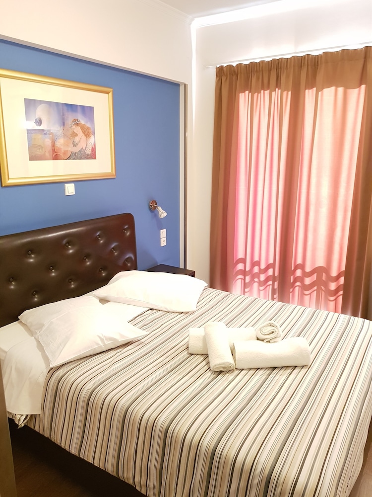 Standard Double Room, Ensuite, City View photo 3