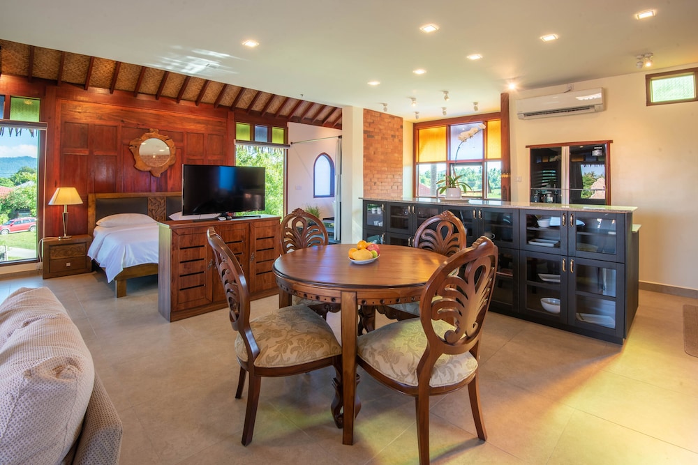 Royal Orchid Villa - Photo 40