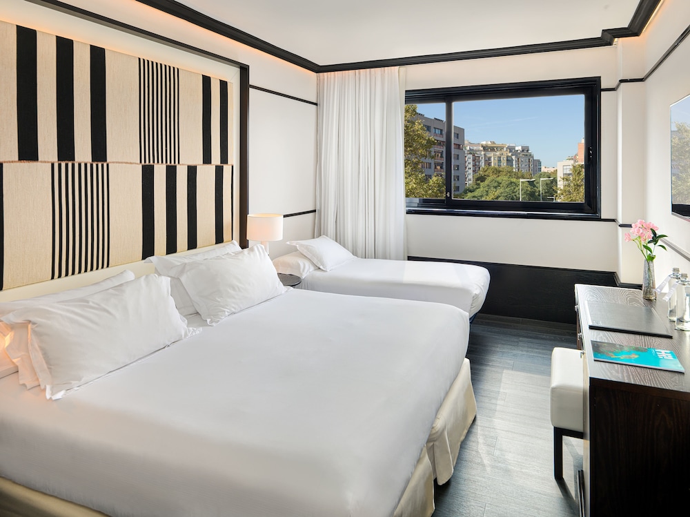 Classic Barcelona with extra bed