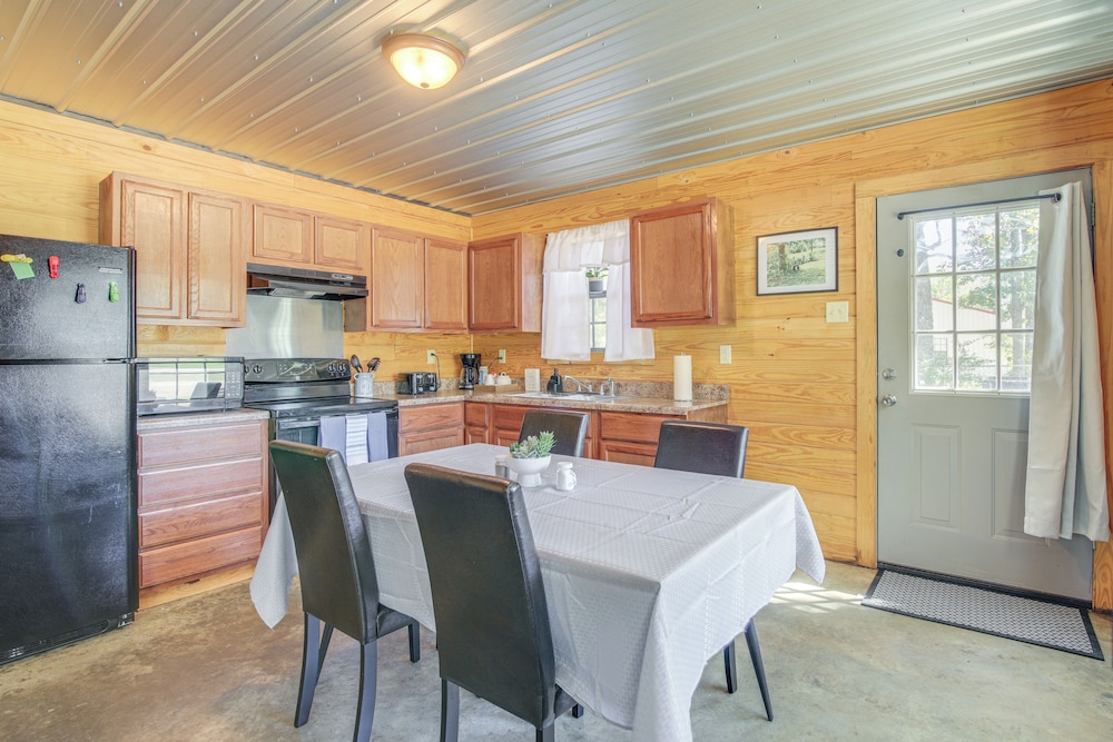 House (2 Bedrooms) photo 2