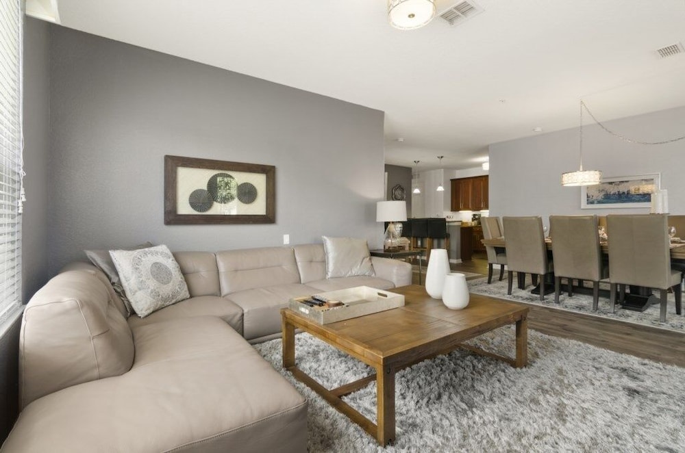 Condo, 3 Bedrooms