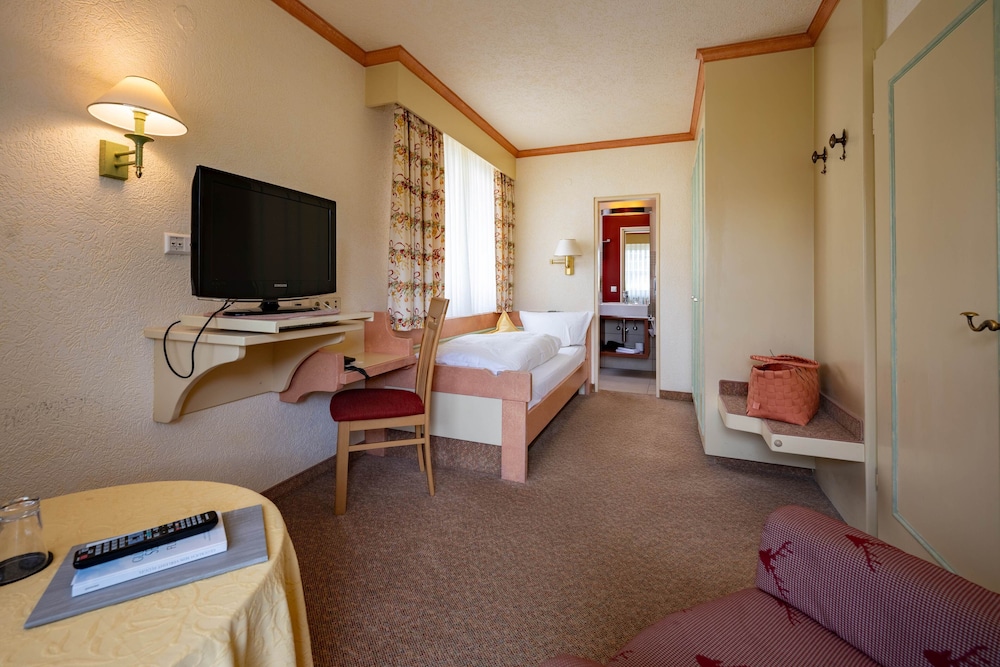 Comfort Single Room, Balcony (Ellbach)