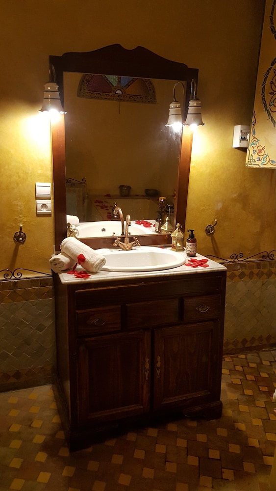 Double or Twin Room photo 3