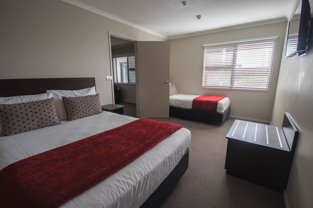 One Bedroom Spa (Upstairs) photo 2