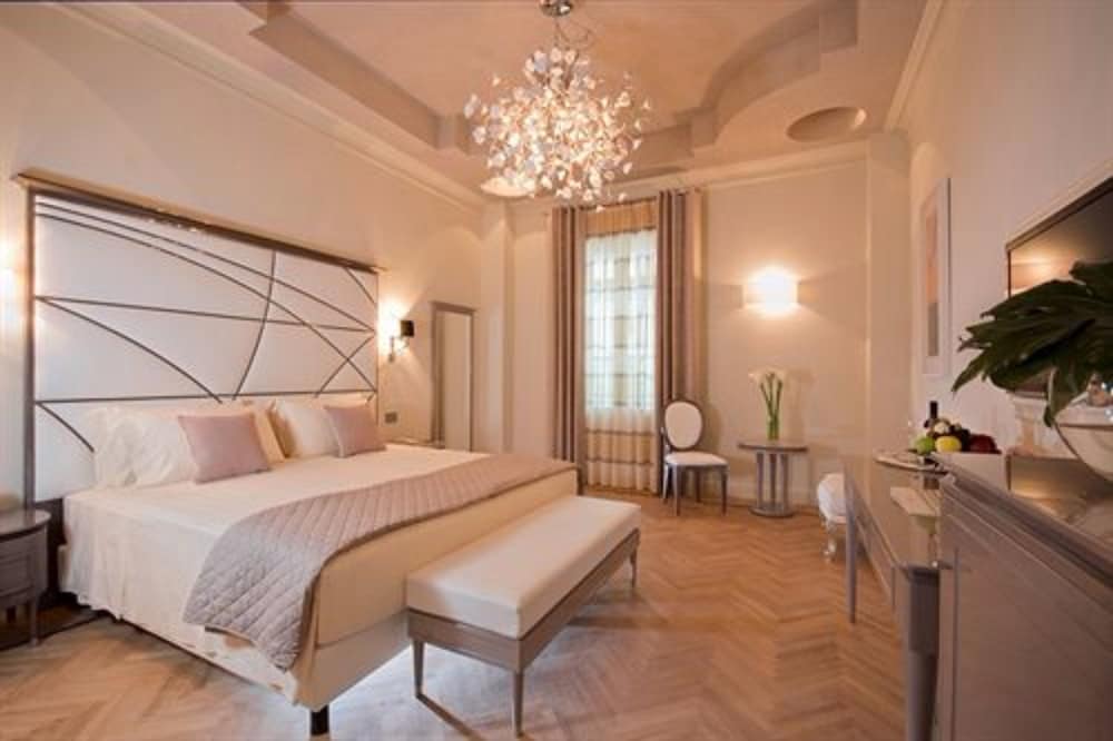 Executive Double Room photo 3