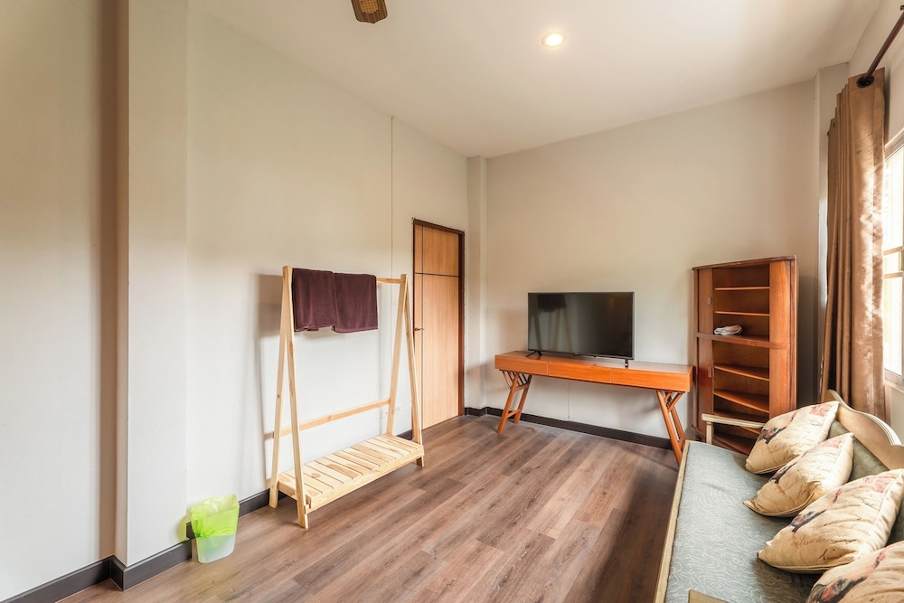 Standard Room - Photo 7