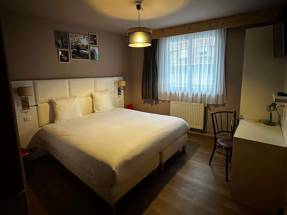 Room, 2 Twin Beds (Pop)