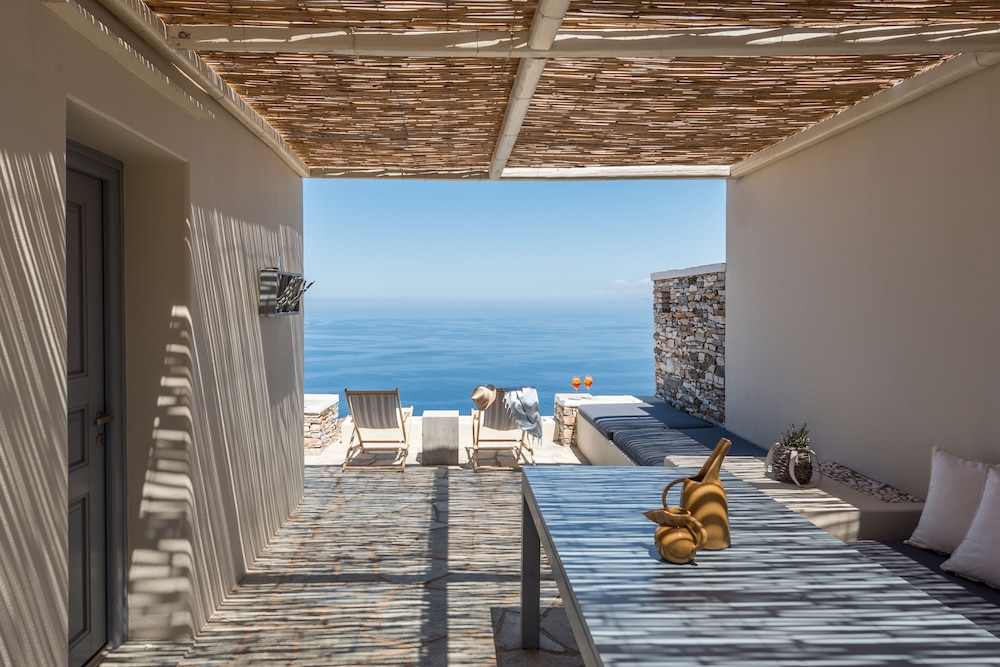 Double Room, Sea View (Perseus ) photo 3