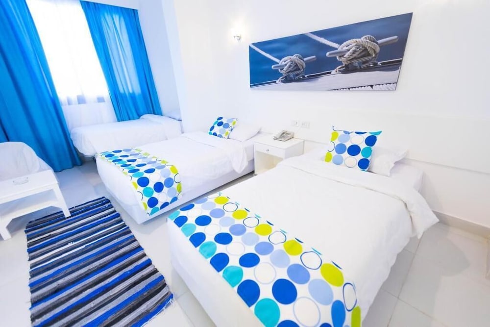 Superior Triple Room, 1 Bedroom, Sea View photo 2