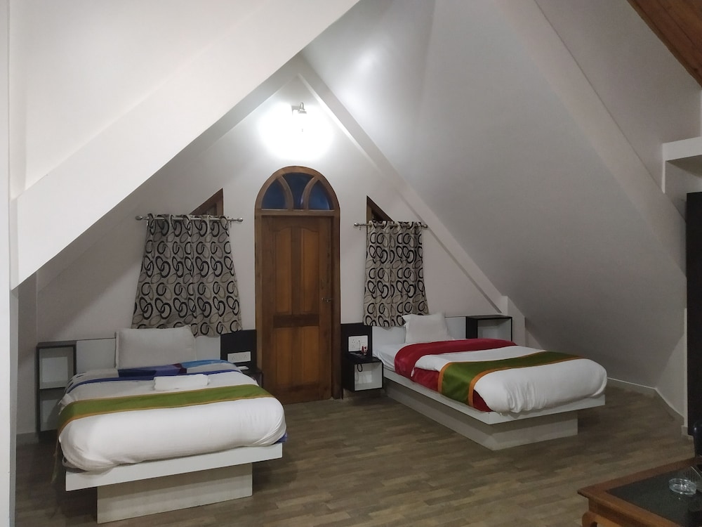 Business Room - Photo 6
