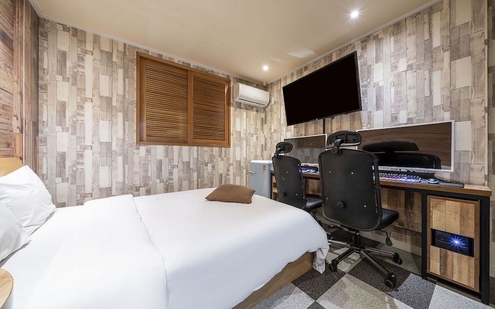 Deluxe Double Room photo 3