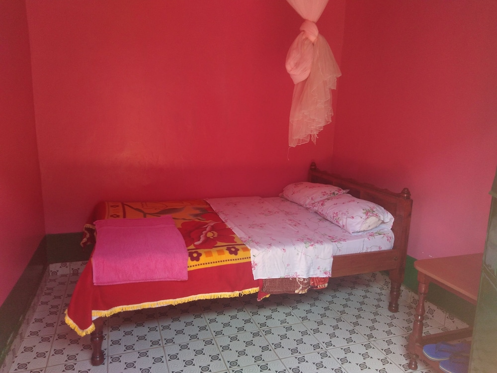 Economy Room photo 1