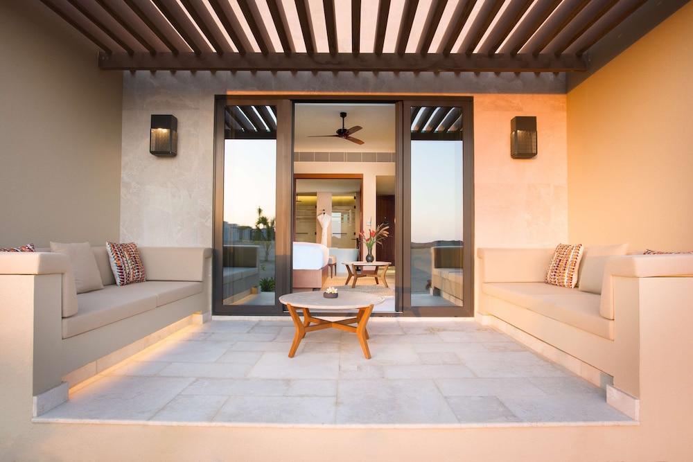 Room, 1 King Bed, Terrace - Photo 2