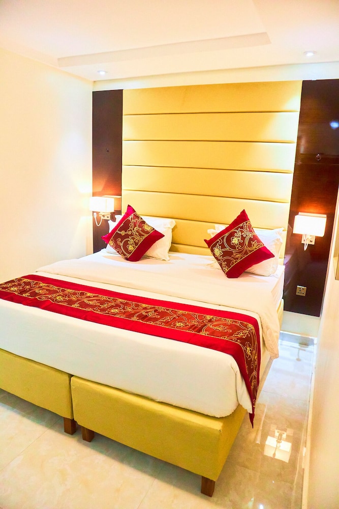 Premier Room