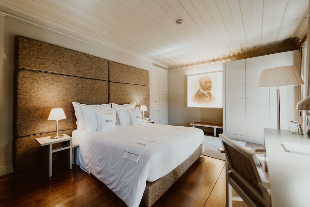 Deluxe Suite - Photo 9