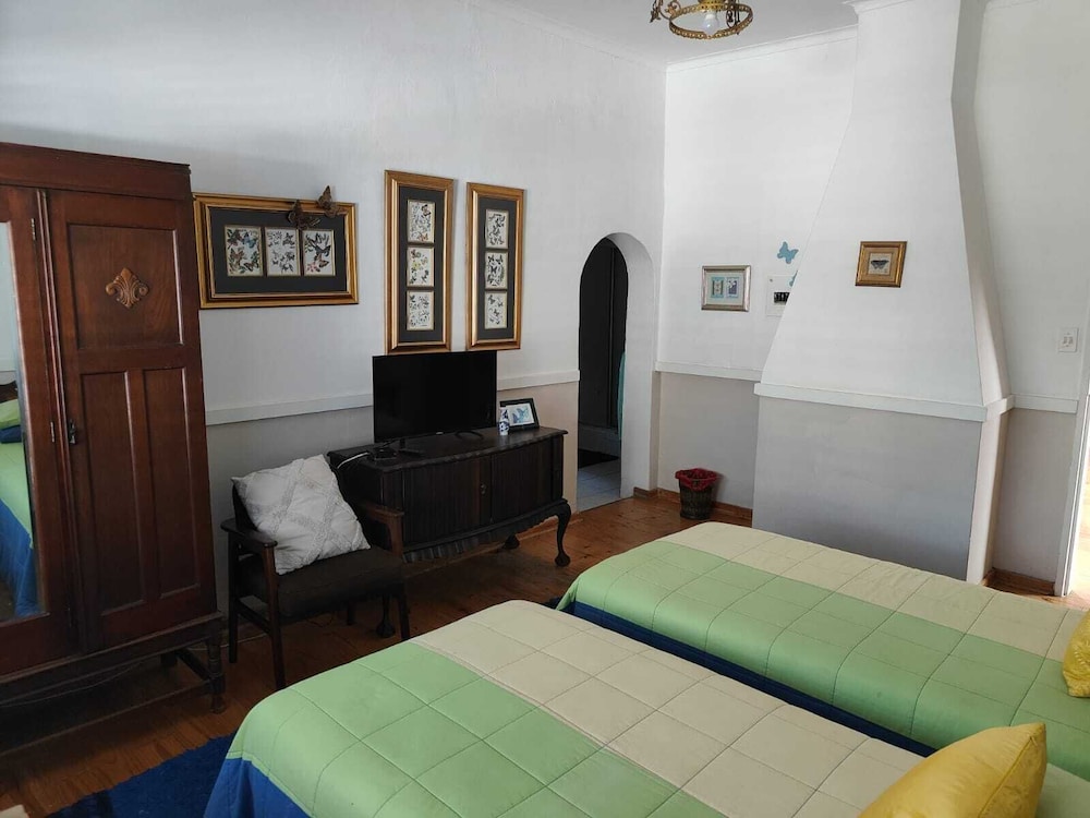 Basic Twin Room photo 2