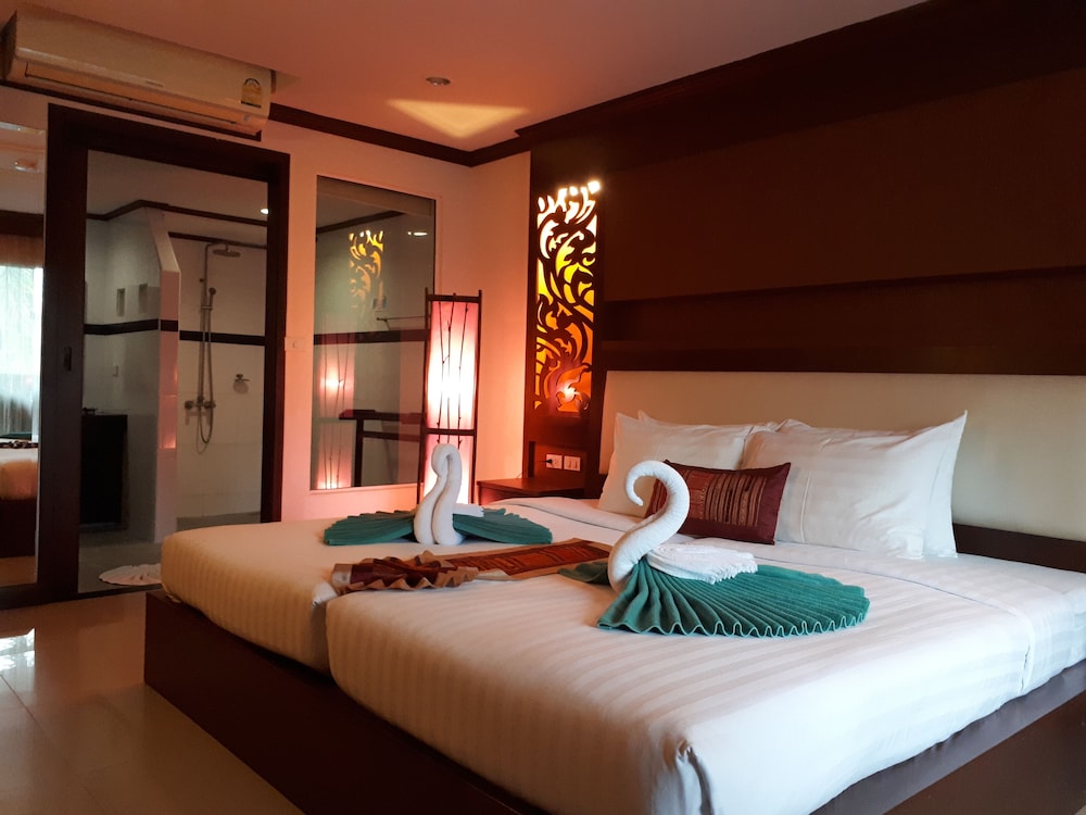 Superior Double Room, Pool View photo 2