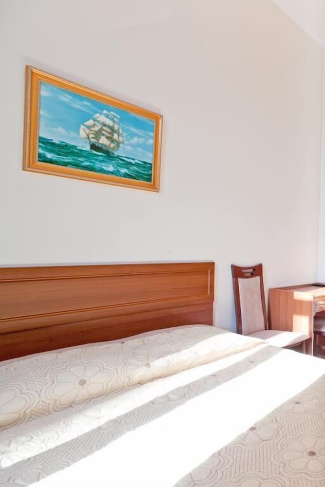 Double Room, 1 King Bed