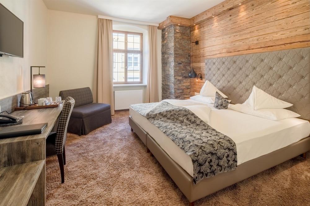 Traditional Room, 1 Double Bed - Photo 8