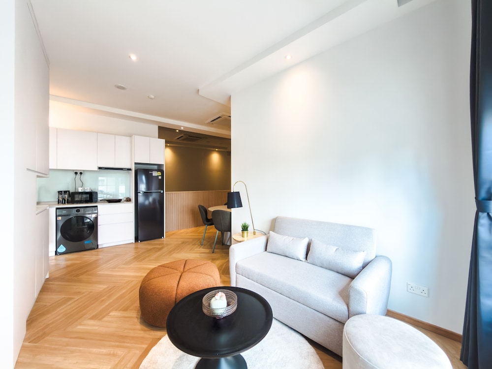 Family Apartment, 2 Bedrooms, City View photo 3