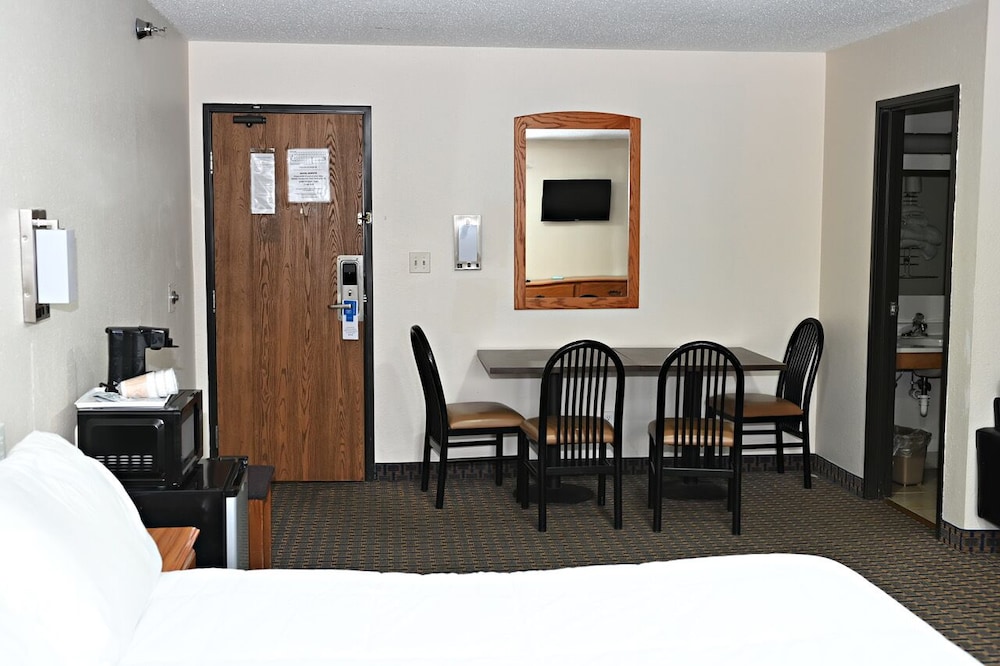 Suite, Multiple Beds, Non Smoking photo 1