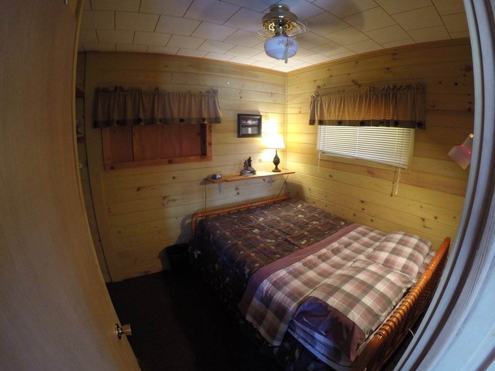 Cabin, 3 Bedrooms, Lake View (Aspen) photo 2