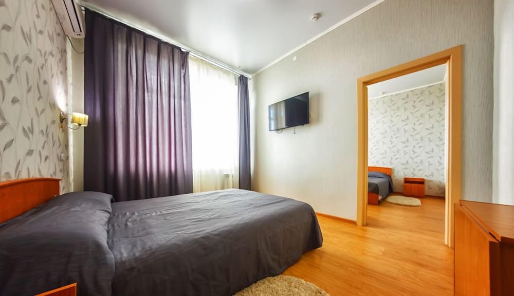 Junior Suite, 2 Double Beds photo 2