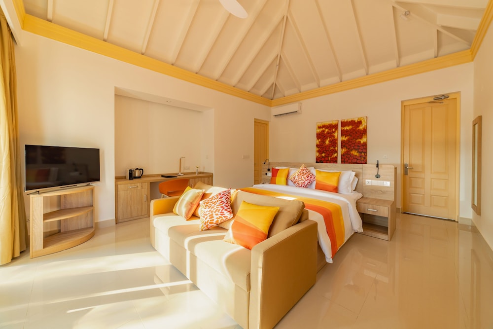 Sunset Pool Beach Villa photo 2