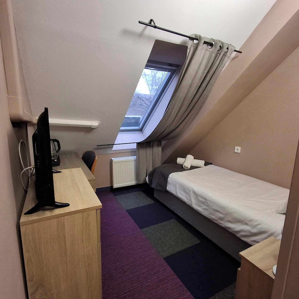 Economy Single Room photo 2